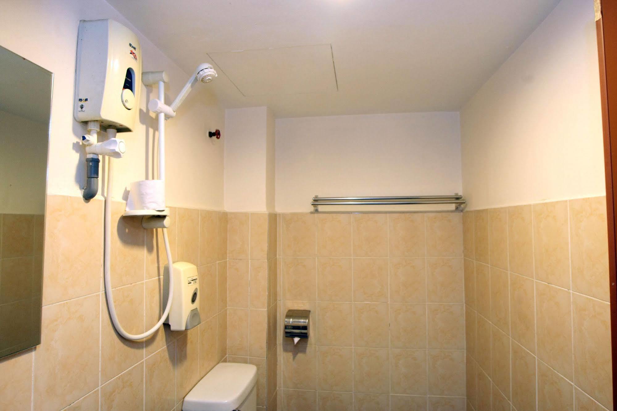 Uptown Hotel Kajang Buitenkant foto