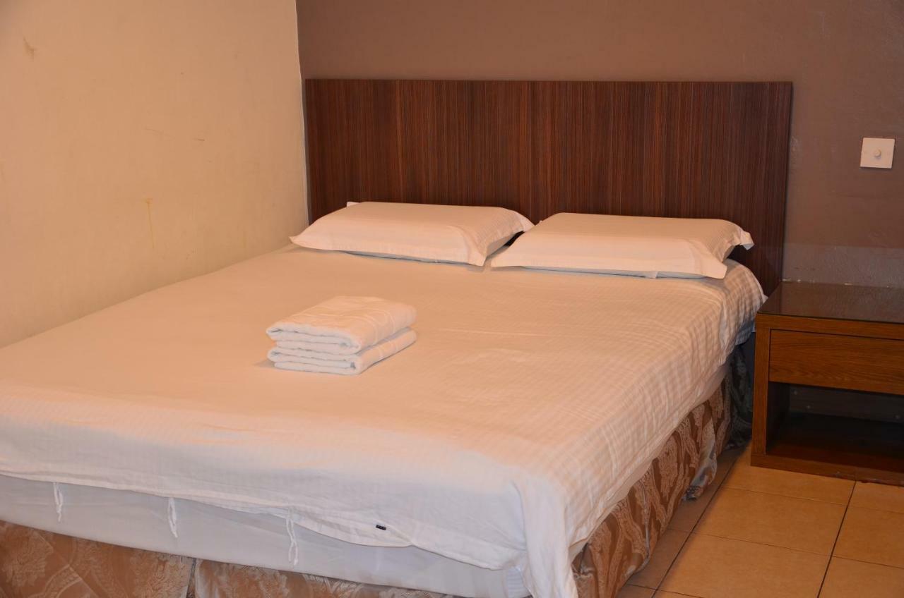 Uptown Hotel Kajang Buitenkant foto